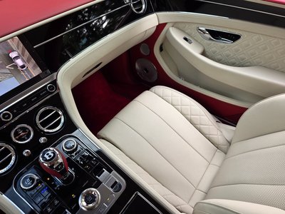 2021 Bentley CONTINENTAL — миниатюра 14