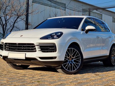PORSCHE CAYENNE - 5