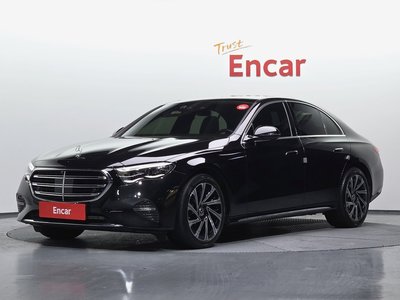 MERCEDES-BENZ E-CLASS - 1