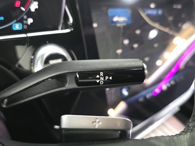 MERCEDES-BENZ E-CLASS - 9