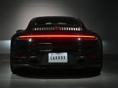 PORSCHE 911 - 8