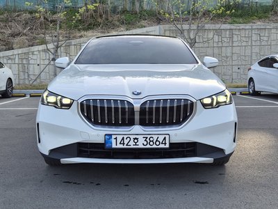 BMW 5 SERIES - 3