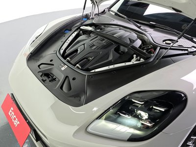 PORSCHE PANAMERA - 7