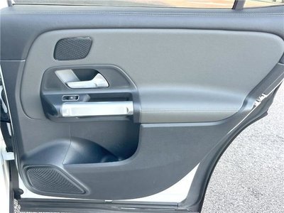 2021 Mercedes-BENZ GLB — миниатюра 21