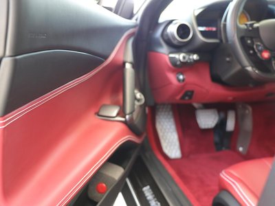 صورة مصغرة 59 لـ 2021 Ferrari 812 GTS