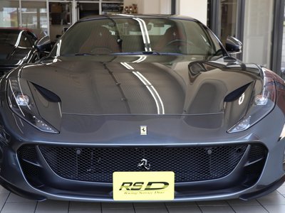 صورة 2 لـ 2021 Ferrari 812 GTS
