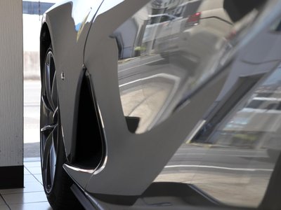 صورة مصغرة 34 لـ 2021 Ferrari 812 GTS