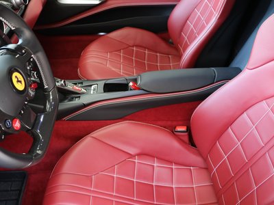 صورة مصغرة 50 لـ 2021 Ferrari 812 GTS