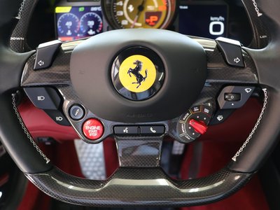 صورة مصغرة 41 لـ 2021 Ferrari 812 GTS