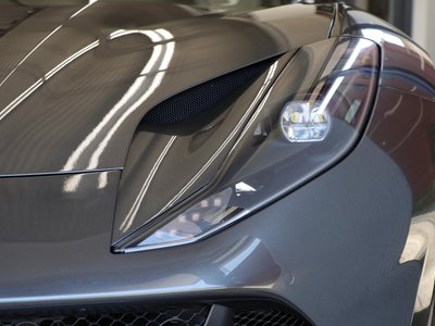 صورة 6 لـ 2021 Ferrari 812 GTS