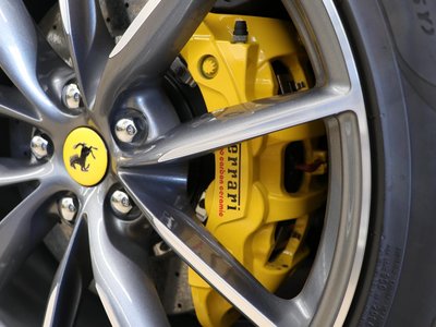 صورة مصغرة 21 لـ 2021 Ferrari 812 GTS