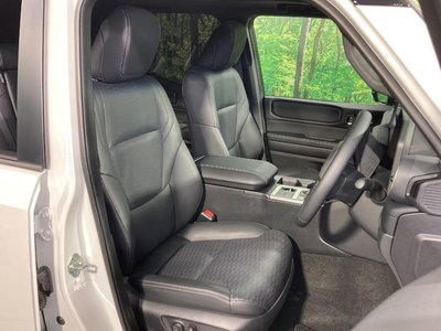 TOYOTA LAND CRUISER 250 - 8