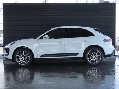 صورة 4 لـ 2025 Porsche MACAN