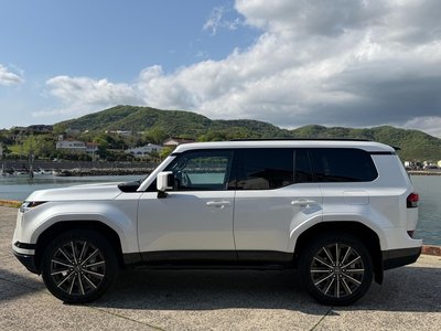 صورة مصغرة 33 لـ 2026 Lexus GX