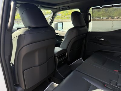 صورة مصغرة 21 لـ 2026 Lexus GX
