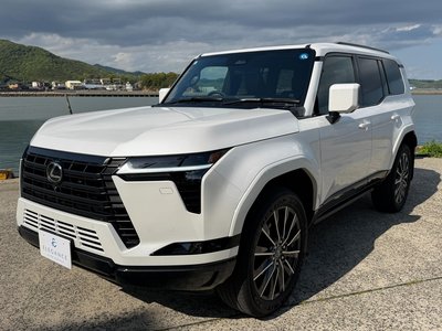 صورة مصغرة 32 لـ 2026 Lexus GX