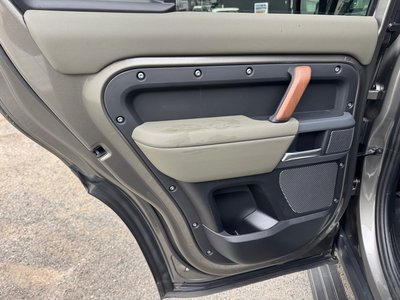 صورة مصغرة 89 لـ 2024 LAND Rover DEFENDER