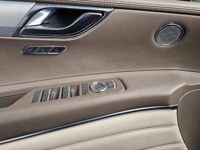 2020 Genesis GV80 thumbnail 14