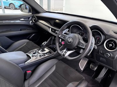 ALFA ROMEO STELVIO - 5