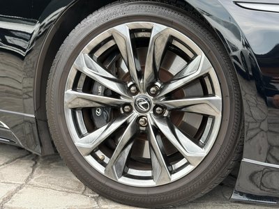 صورة 10 لـ 2017 Lexus LS