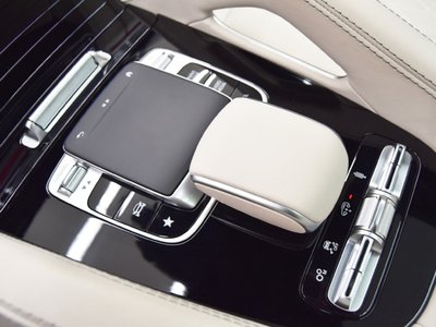 2023 Mercedes-BENZ GLS AMG 缩略图 18