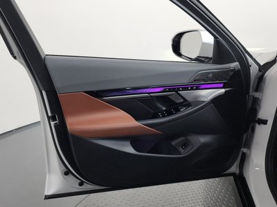 صورة مصغرة 14 لـ 2025 BMW 5 SERIES