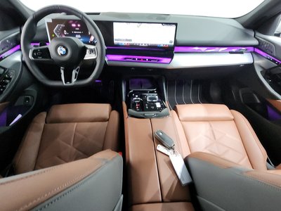 2025 BMW 5 SERIES 照片 5
