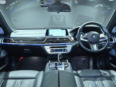 2017 BMW 7 SERIES — миниатюра 21