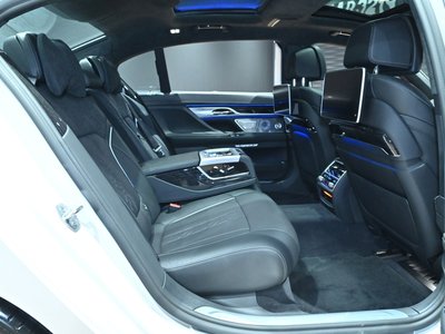 2017 BMW 7 SERIES — миниатюра 20