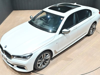 2017 BMW 7 SERIES — фото 8