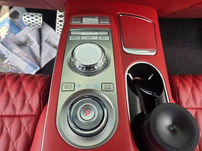 صورة مصغرة 16 لـ 2022 Genesis GV70