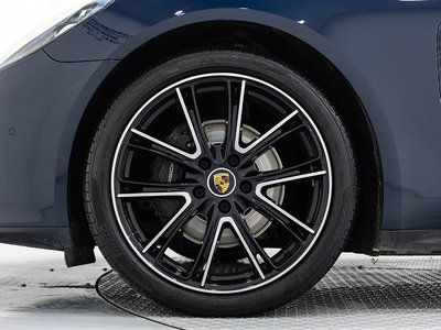 PORSCHE PANAMERA - 6