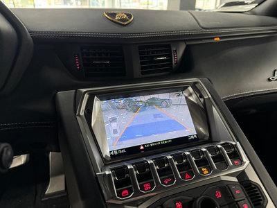 LAMBORGHINI AVENTADOR - 8