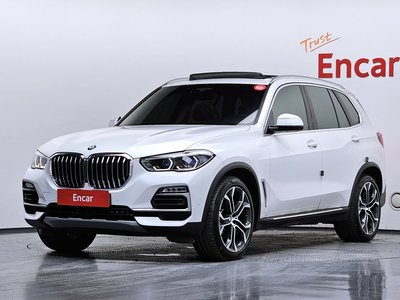 2021 BMW X5 — фото 1