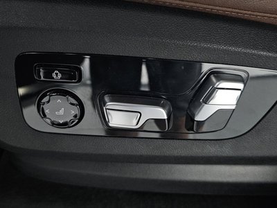 2021 BMW X5 — миниатюра 32