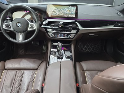 BMW 5 SERIES - 5