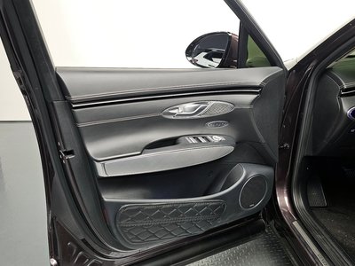 2022 Genesis ELECTRIFIED GV70 — миниатюра 31