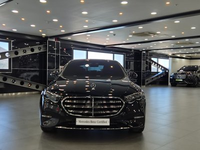 MERCEDES-BENZ E-CLASS - 2