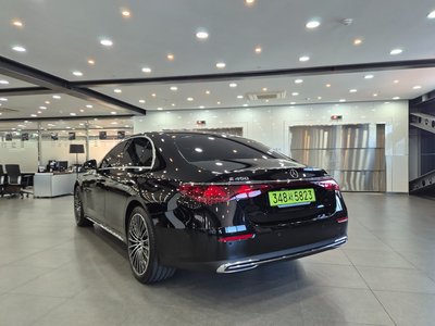 MERCEDES-BENZ E-CLASS - 5