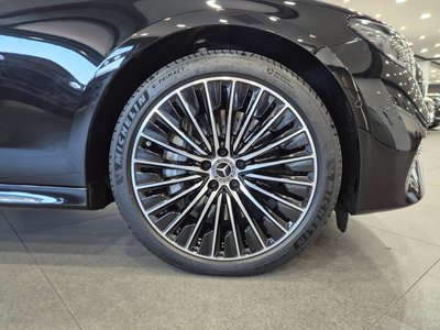 MERCEDES-BENZ E-CLASS - 6