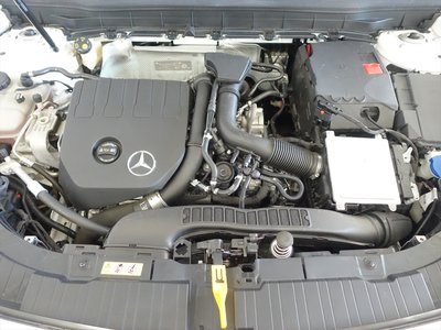 MERCEDES-BENZ GLB - 6