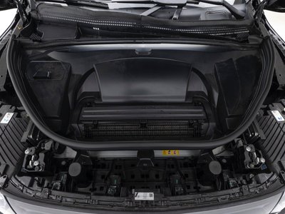 2025 Mercedes-BENZ EQE photo 7