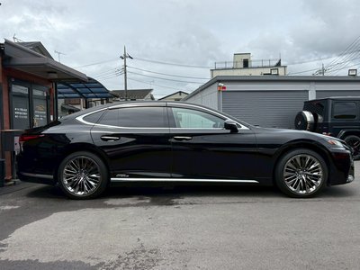 صورة 8 لـ 2017 Lexus LS