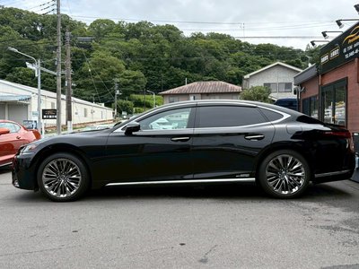 صورة 9 لـ 2017 Lexus LS
