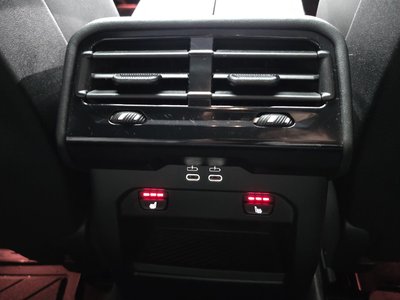 2024 BMW 5 SERIES thumbnail 28