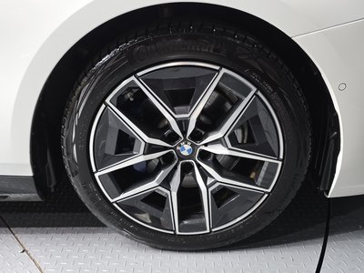 2024 BMW 5 SERIES photo 8