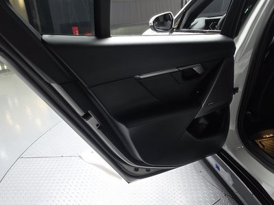 2024 BMW 5 SERIES thumbnail 15