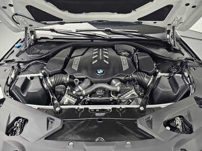 BMW 8 SERIES - 7