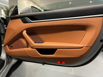 2024 Porsche 911 — миниатюра 21