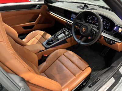 2024 Porsche 911 — миниатюра 12